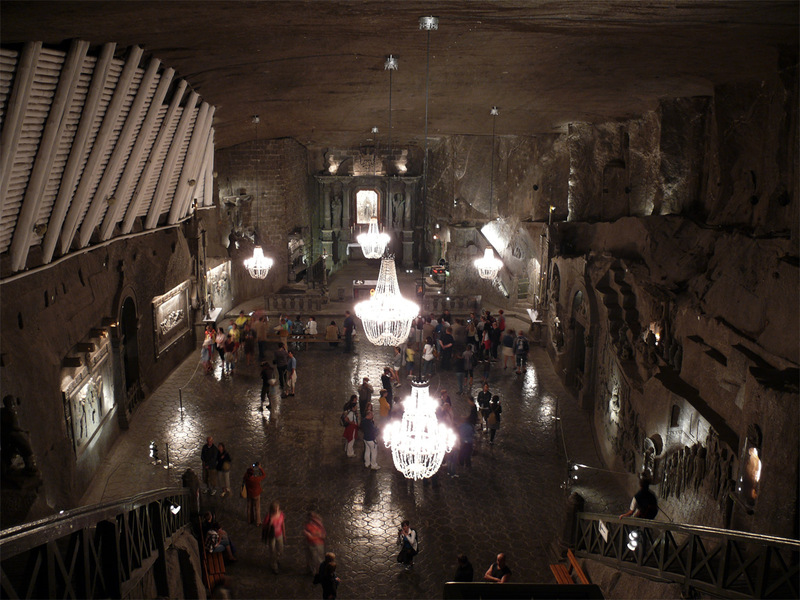 Illustration for article titled These Incredible Salt Mines Are Like Another World Beneath Our Feet